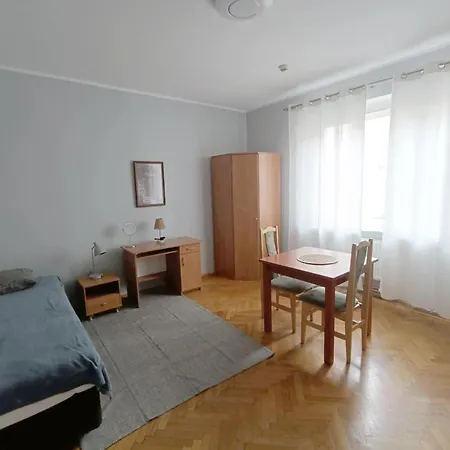 6 Przy Mtp Apartment