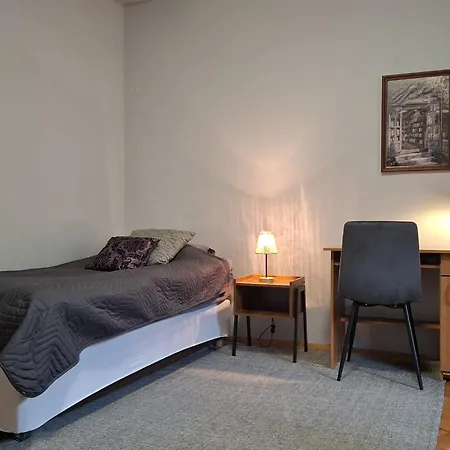 6 Przy Mtp Lägenhet